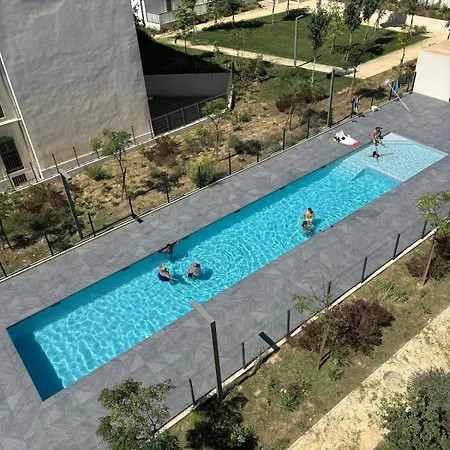 T2 Avec Piscine Et Climatisation A St Just Apartamento *